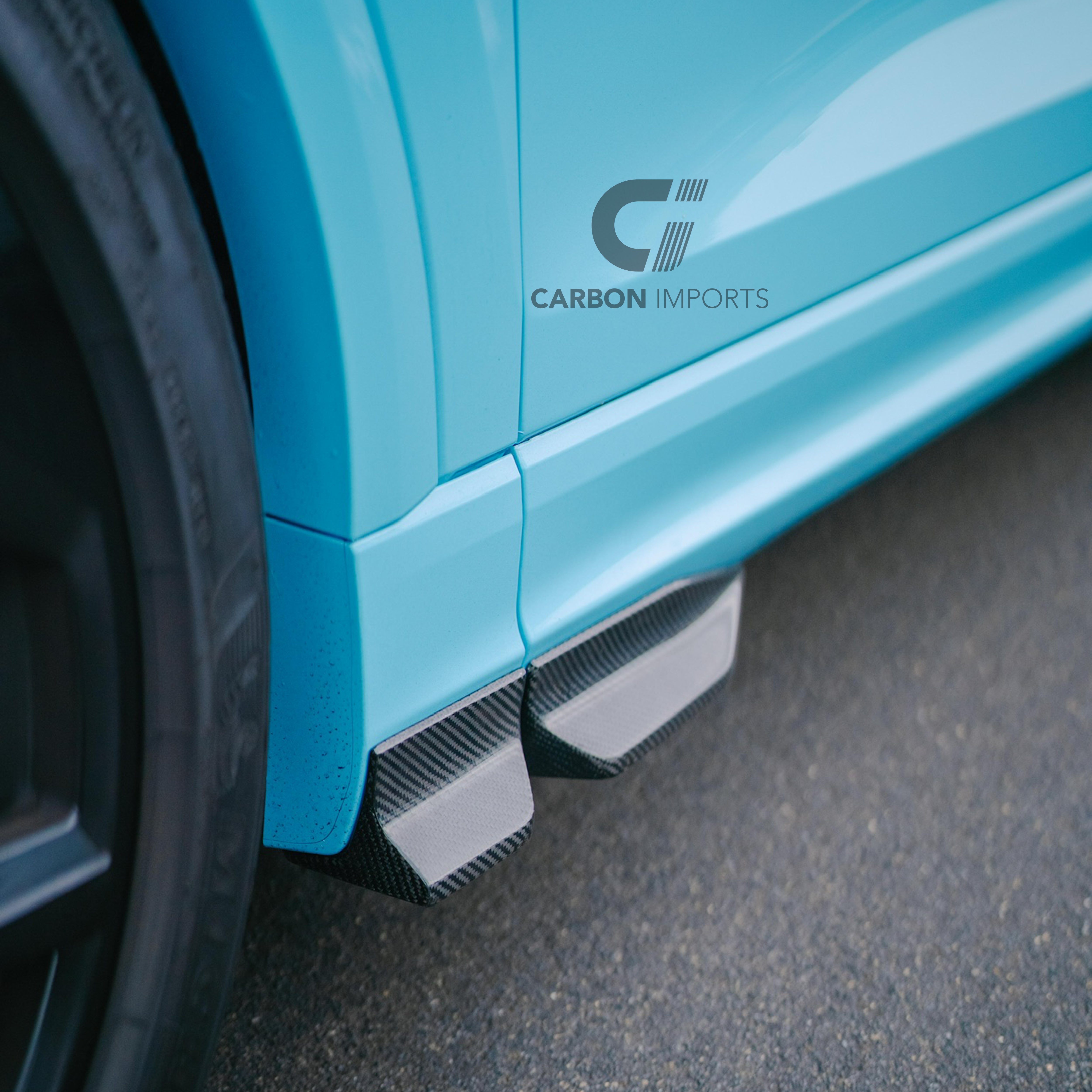 Audi RSQ8 Carbon Fiber Side Skirts 2020-2024