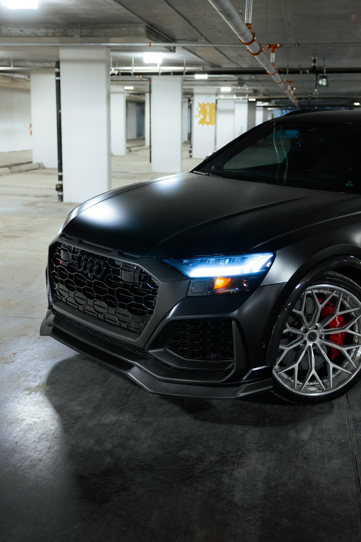Audi RSQ8